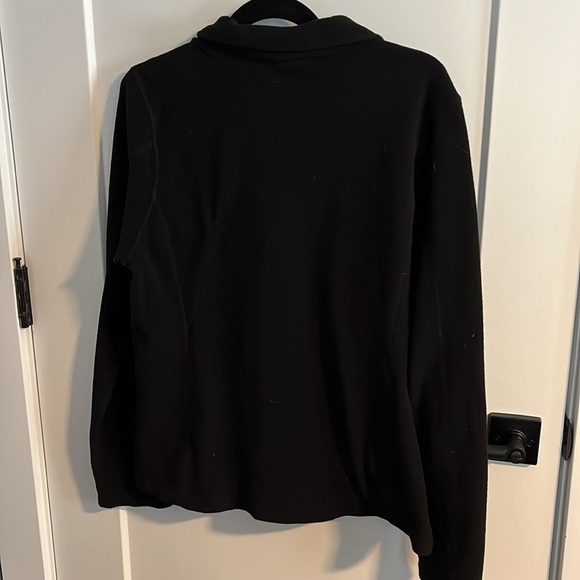 Patagonia Solid Black 1/4 Zip Pullover Fleece - Picture 5 of 7